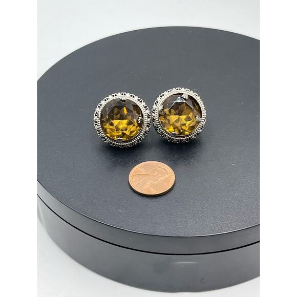 Accessocraft NYC Signed Vintage Prong Rhinestone Topaz Brown Screw Back Earrings - Picture 8 of 8